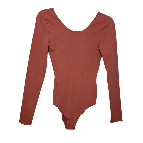 Aritzia Wilfred Free Bodysuit Long Sleeve Women M Brown Pink Boho Casual‎ - Picture 1 of 5